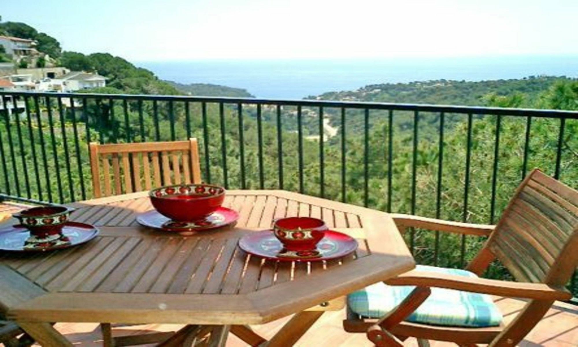In - 104832 By Mo * Lloret de Mar