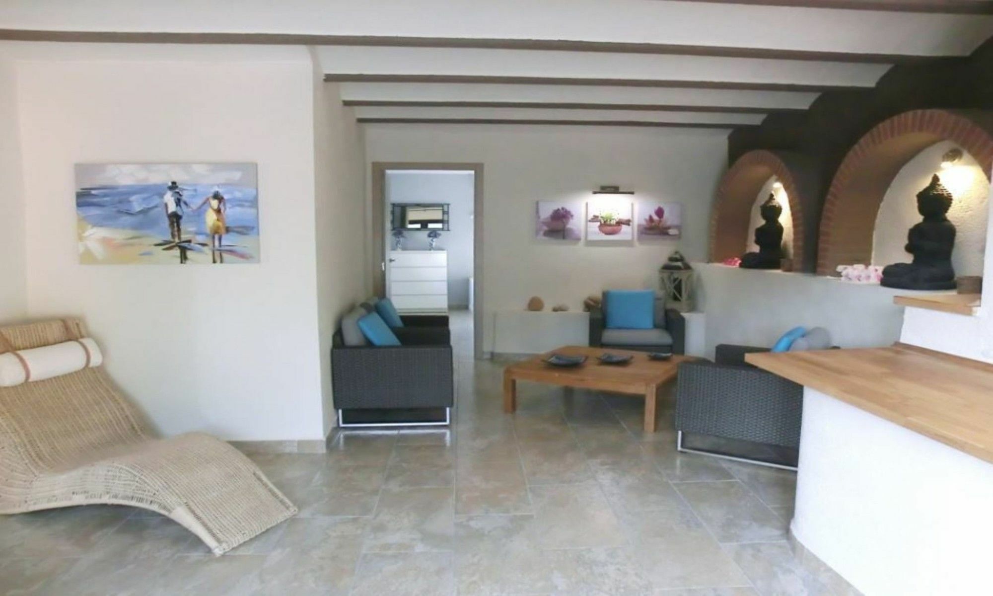In - 104832 By Mo Appartement *